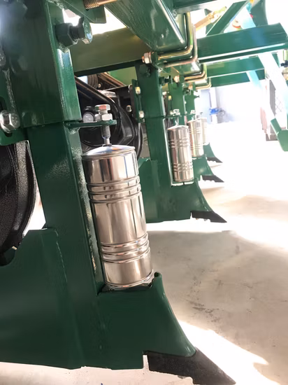 Light Weight Reasonable Structure Convenient 6six Rows No-Tillage Presition Corn Planter